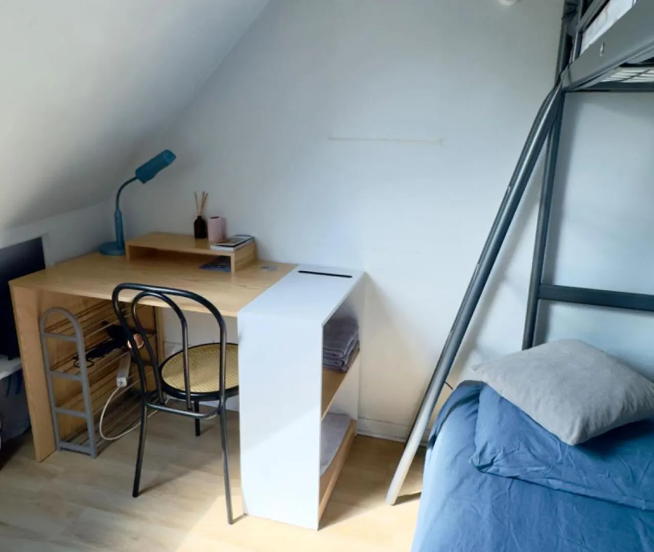 Studio Proche De Pantheon - Quartier Latin * Paris